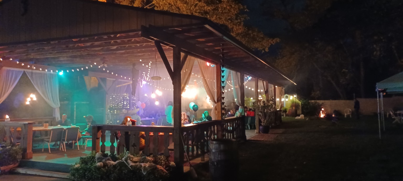 Franklintown Inn garden pavilion at night